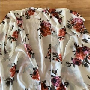 Floral kimono🌸🌺